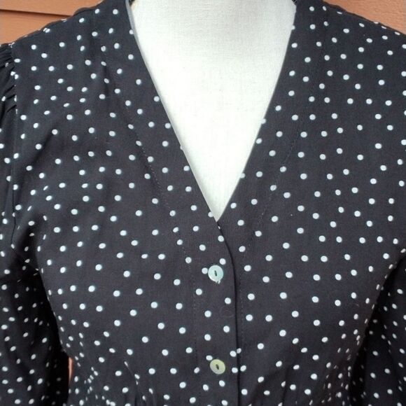 Essentials by ABS Polka Dot Blouse - Picture 4 of 14